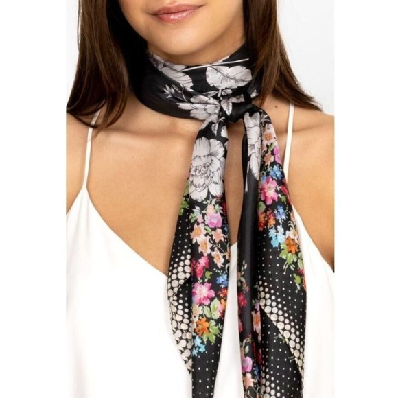 Johnny Was Redland Favorite Short Sleeve V Neck Swing Tee Special Shirt Black NW - Picture 15 of 15